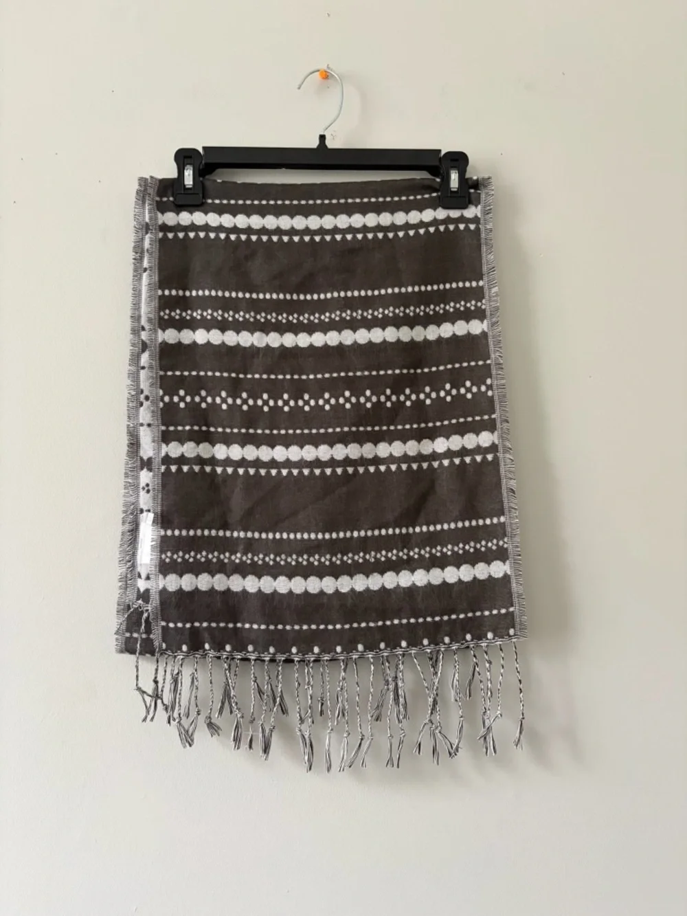 thirty-one Brown and White Patterned Fringe Scarf/Wrap